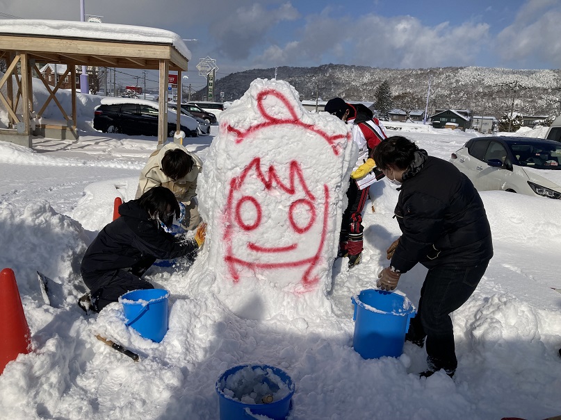 雪像コンテスト　参加します！