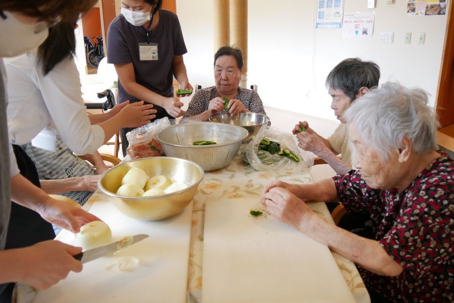 かざぐるま2番地　肉の会