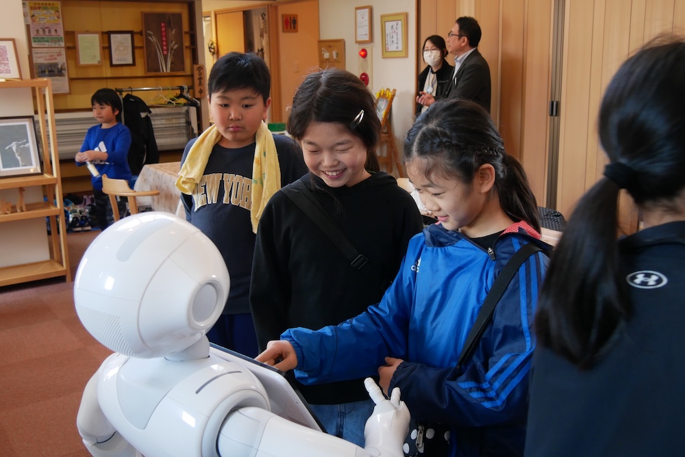 ペッパー君とお友達♬